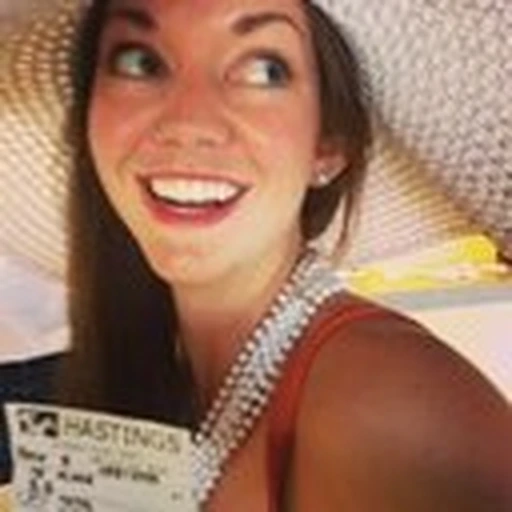Annika L.